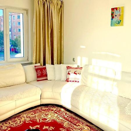 Apartment 44, Spacious Living Area, Separate Kitchen & 1 Bedroom Ulaanbaatar Exterior photo