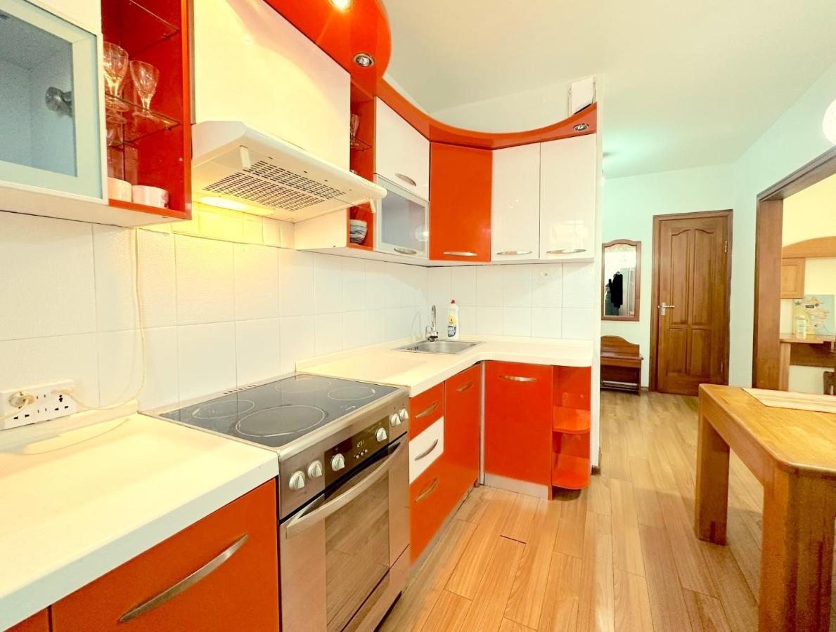 Apartment 44, Spacious Living Area, Separate Kitchen & 1 Bedroom Ulaanbaatar Exterior photo